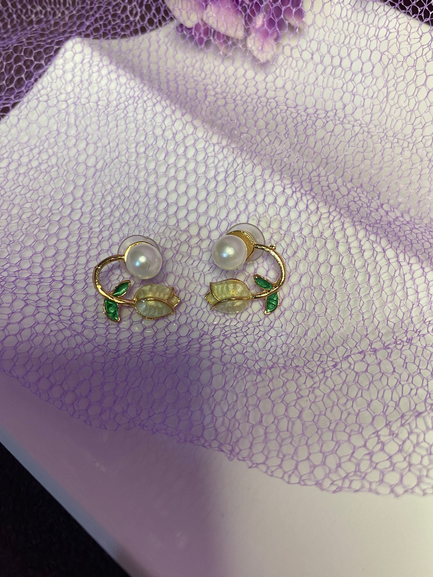 Pearl Flower Earring