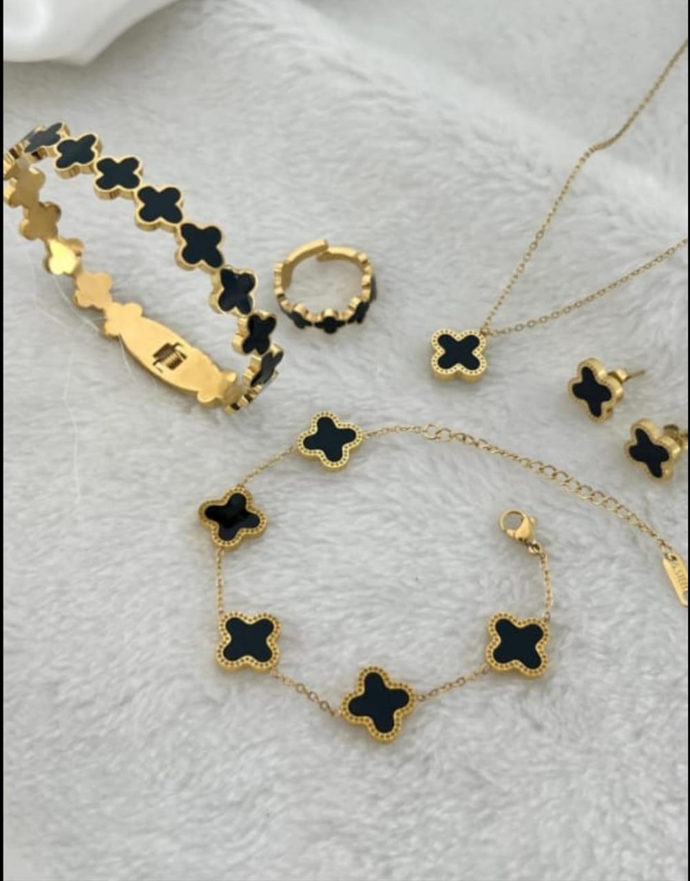 Clover Jewelry Set