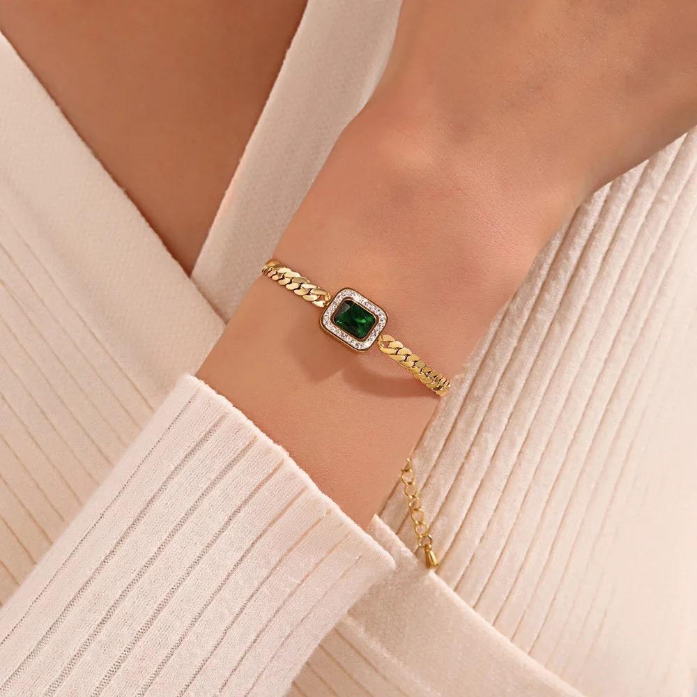 Emerald Stone Bracelet
