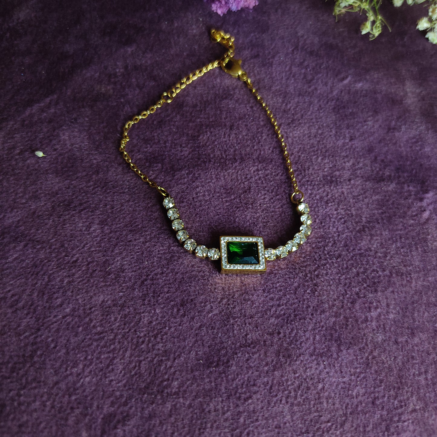 Emerald Stone Bracelet