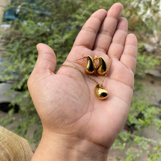 Tear Tops With Necklace