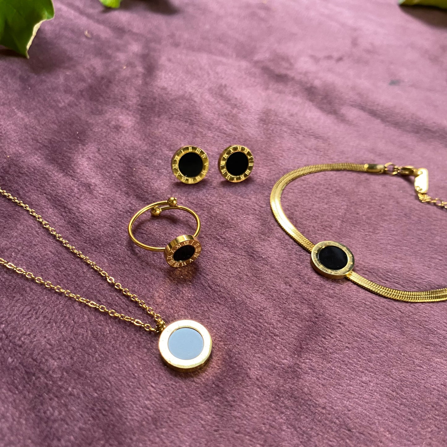 Roman Clock Jewelry Set