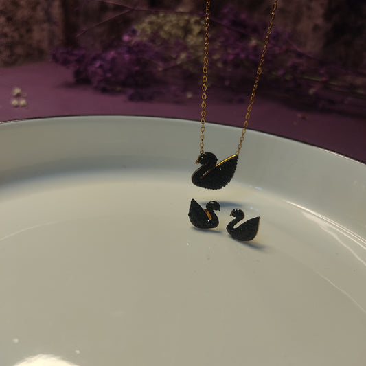 Swan Necklace with Earring