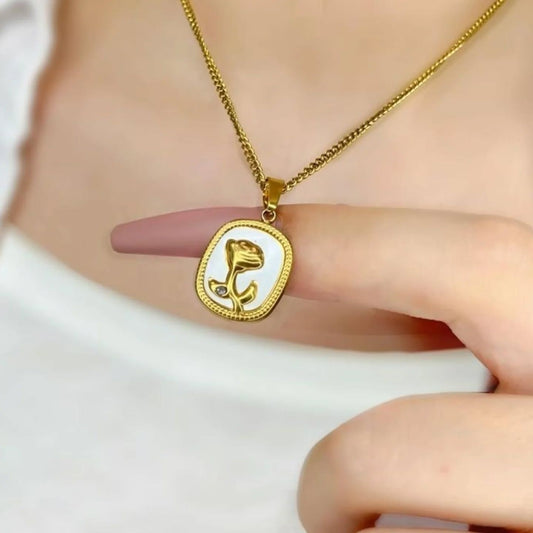 Rose Necklace