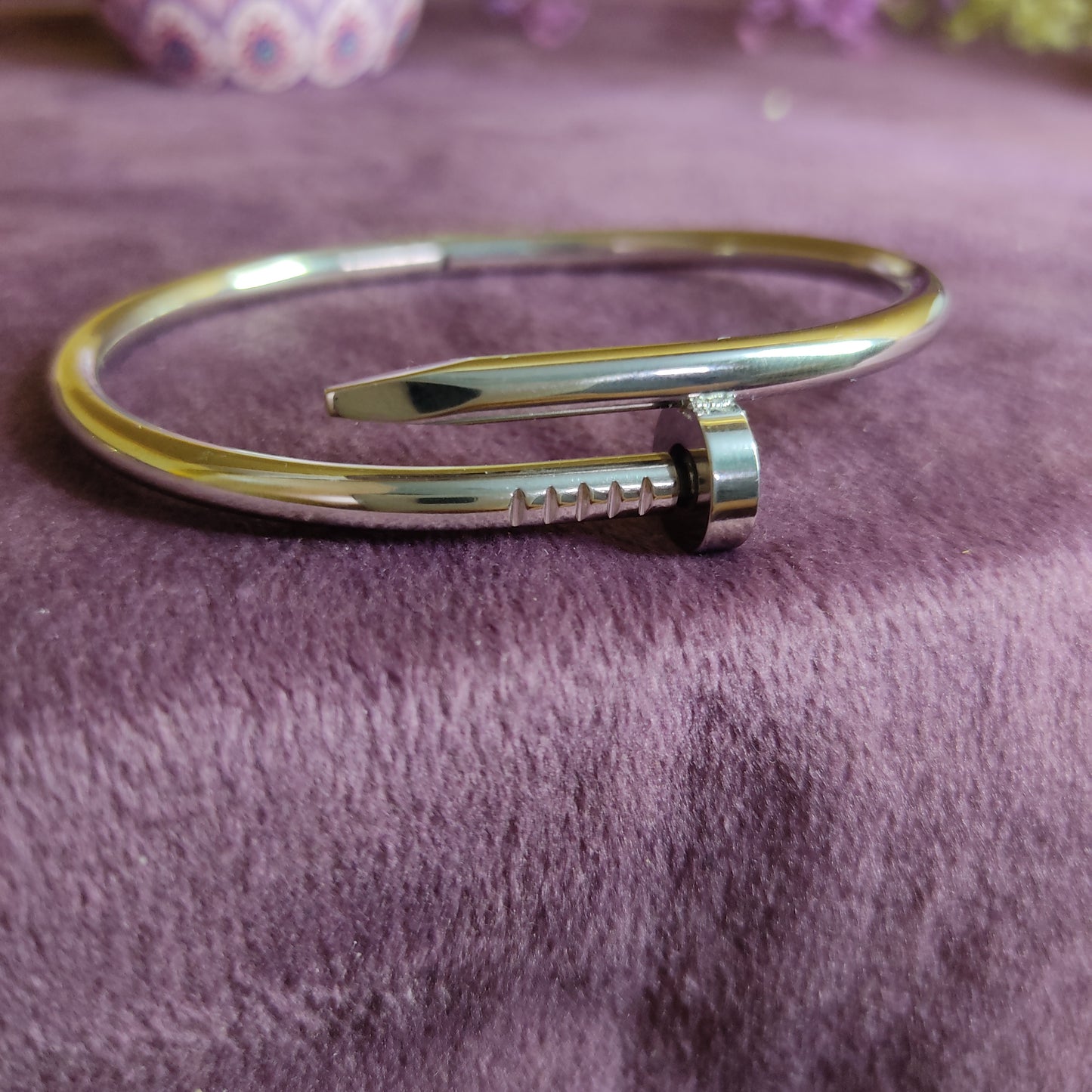 Nail Bangle