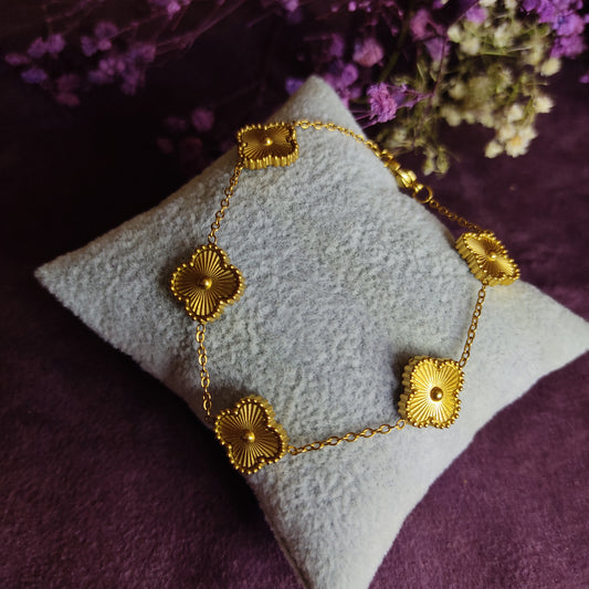 Golden Clover Bracelet