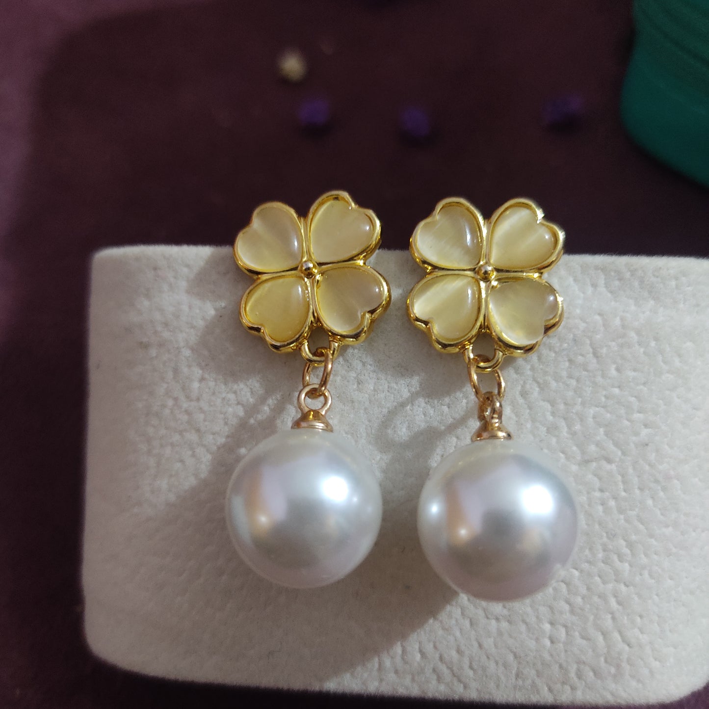 Clover Pearl Earring
