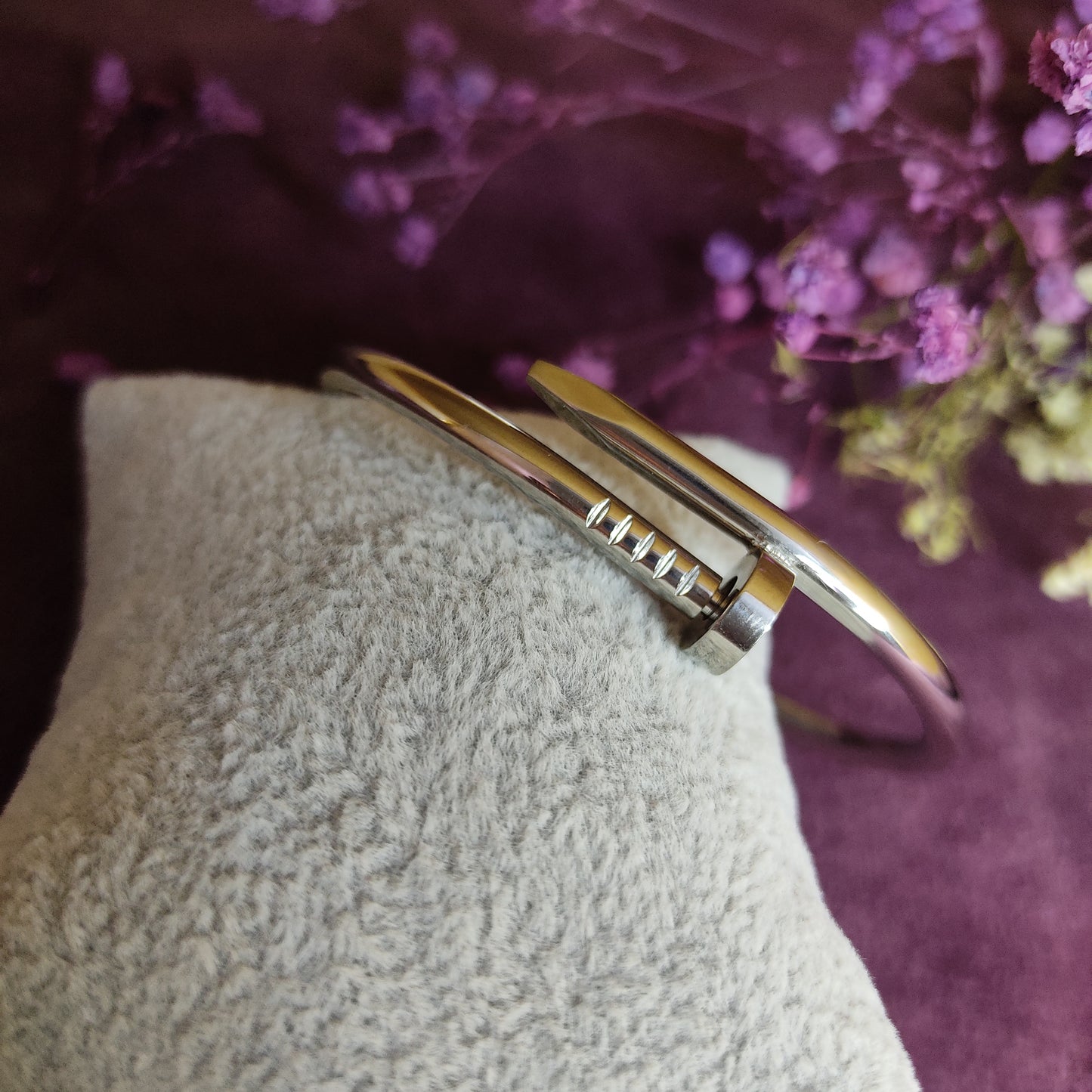 Nail Bangle