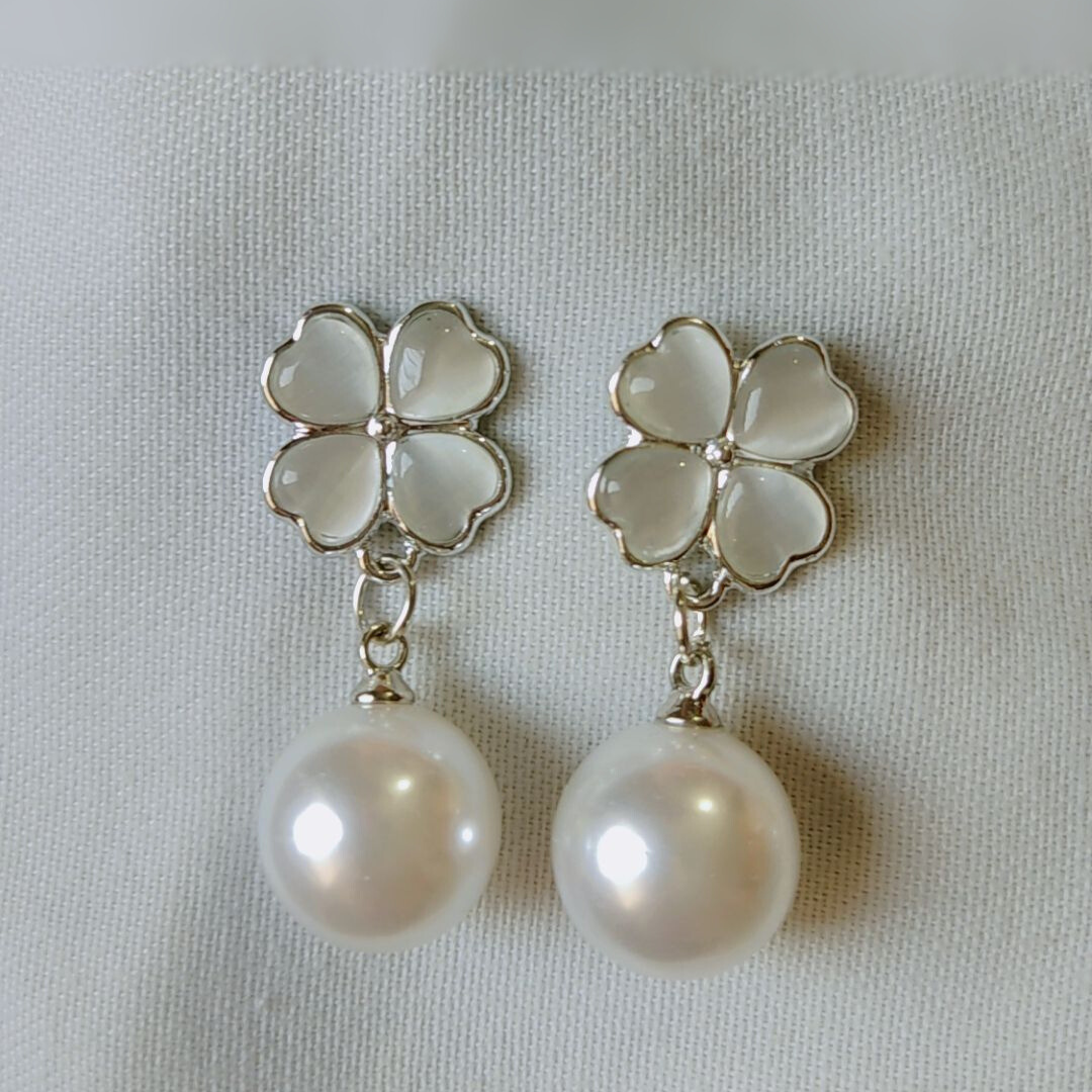 Pearl Heart Earring